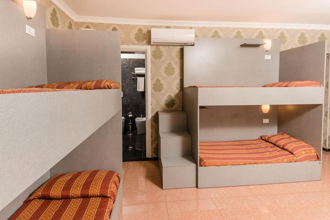 Hostel Beautiful Rome Bagian luar foto